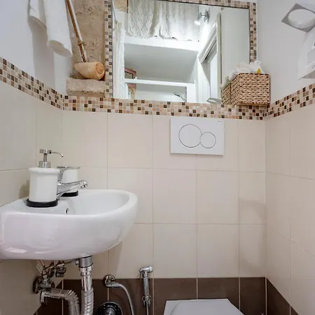 Dimora Il Solstizio * בארי