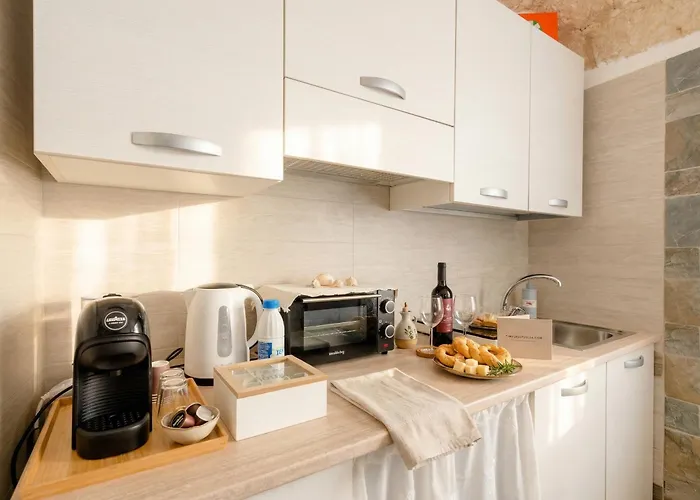 Dimora Il Solstizio Apartment *